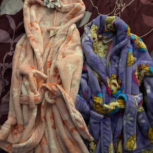 2 Girls Bathrobes